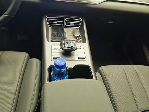 BYD Song Pro New Energy 2025, 7600 км, за 13984 USD - фото 17