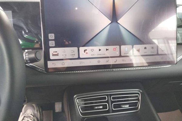 BYD Song Pro New Energy 2025, 8800 км, за 16014 USD - фото 15