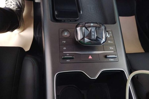 BYD Song Pro New Energy 2025, 8800 км, за 16014 USD - фото 16