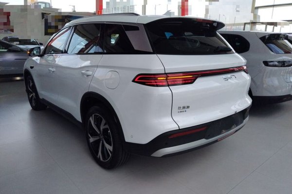 BYD Song Pro New Energy 2025, 8800 км, за 16014 USD