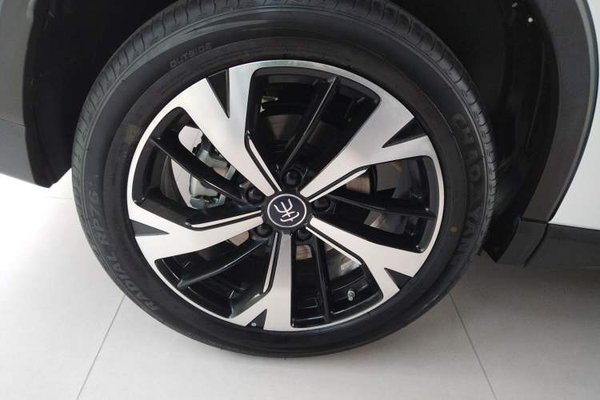 BYD Song Pro New Energy 2025, 8800 км, за 16014 USD - фото 11