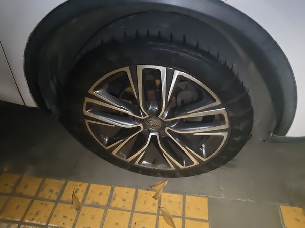 BYD Tang 2019, 63600 км, за 7260 USD - фото 8