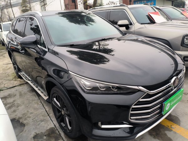 BYD Tang 2021, 48800 км, за 9846 USD