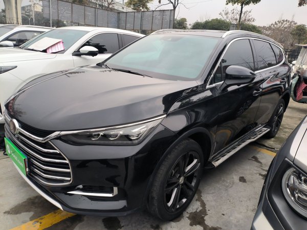 BYD Tang · 2021 год