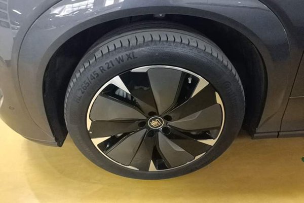 BYD Tang L 2025, 14600 км, за 32165 USD - фото 8