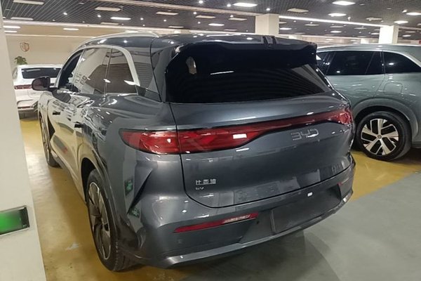 BYD Tang L 2025, 14600 км, за 32165 USD