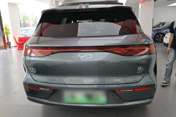 BYD Tang L 2025, 10700 км, за 29518 USD