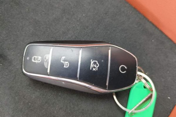 BYD Tang L 2025, 10700 км, за 29518 USD - фото 23