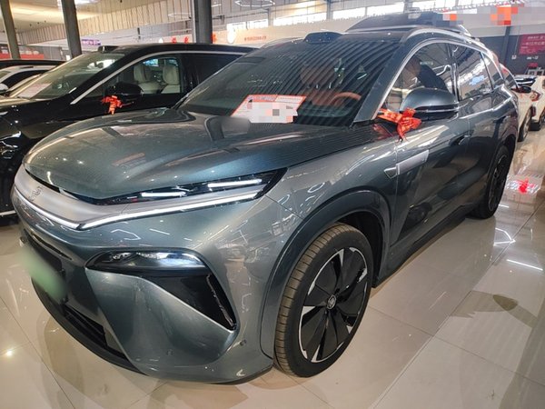 BYD Tang L · 2025 год