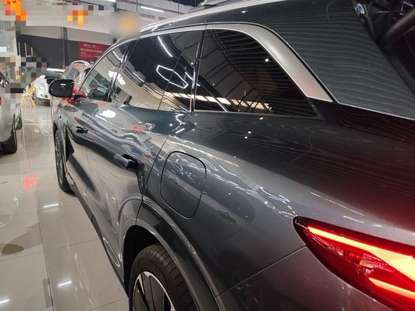 BYD Tang L 2025, 6200 км, за 30889 USD