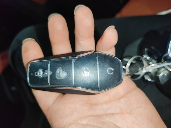 BYD Tang L 2025, 6200 км, за 30889 USD - фото 12