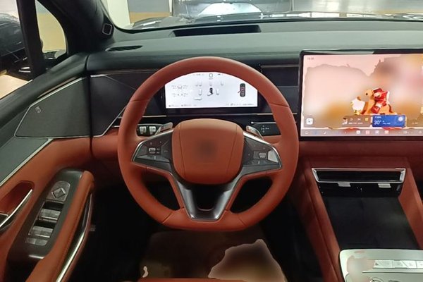 BYD Tang L 2025, 12700 км, за 29096 USD