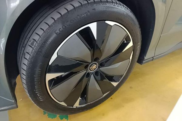 BYD Tang L 2025, 15900 км, за 28800 USD - фото 10