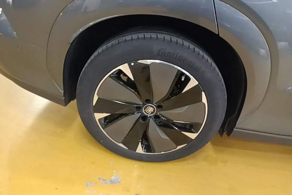 BYD Tang L 2025, 15900 км, за 28800 USD - фото 11