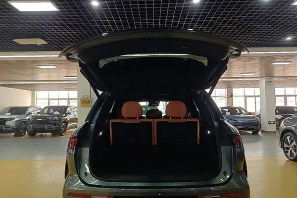 BYD Tang L 2025, 15900 км, за 28800 USD - фото 22