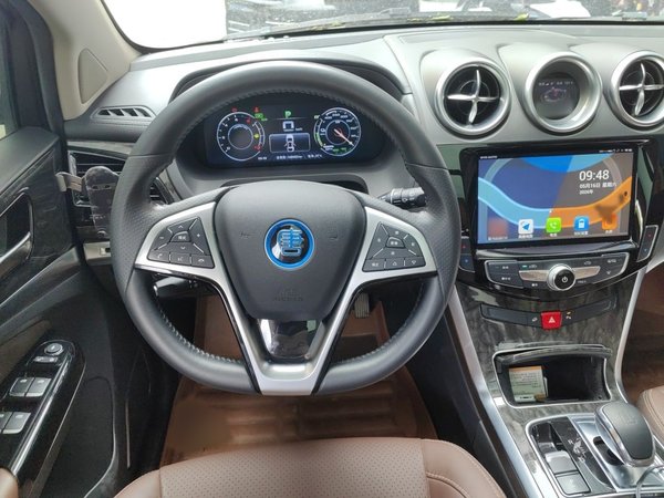 BYD Tang New Energy 2017, 106700 км, за 7593 USD - фото 9
