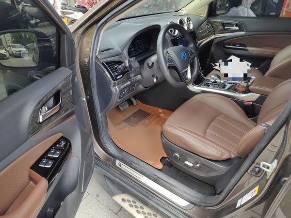 BYD Tang New Energy 2017, 106700 км, за 7593 USD - фото 19