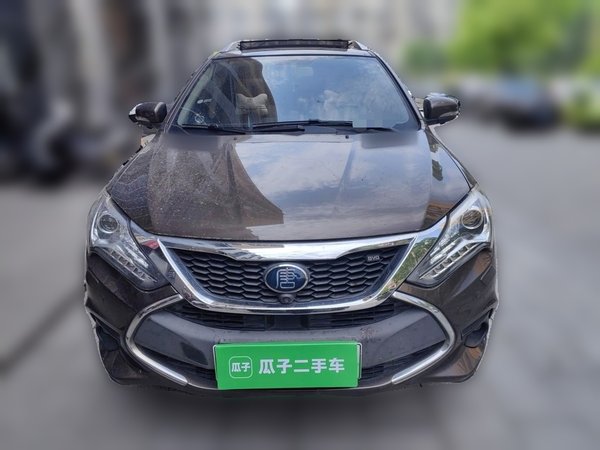 BYD Tang New Energy 2017, 106700 км, за 7593 USD