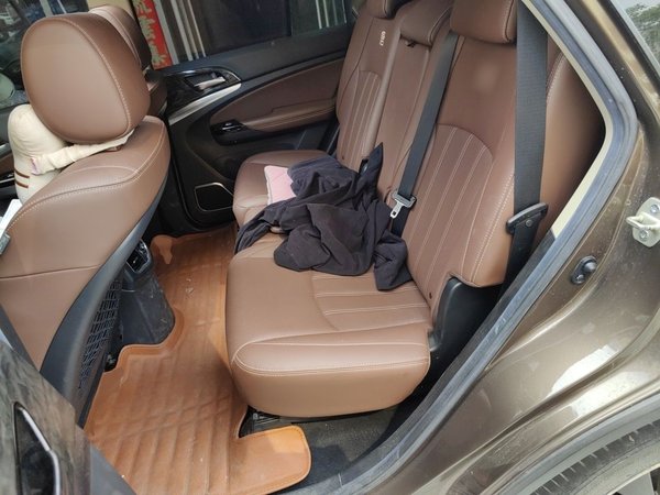 BYD Tang New Energy 2017, 106700 км, за 7593 USD - фото 20