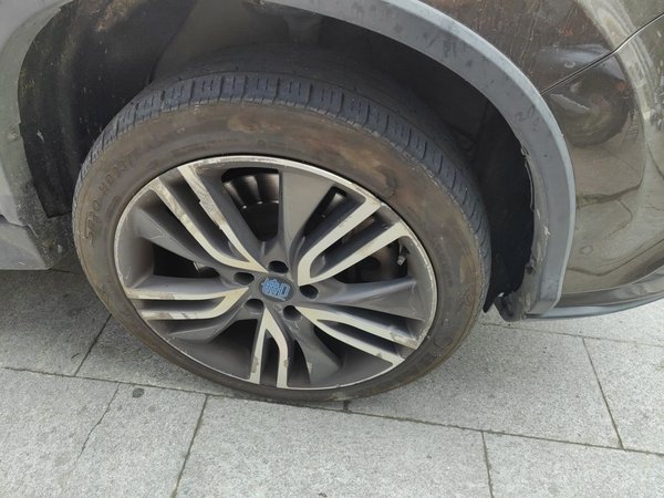 BYD Tang New Energy 2017, 106700 км, за 7593 USD - фото 8