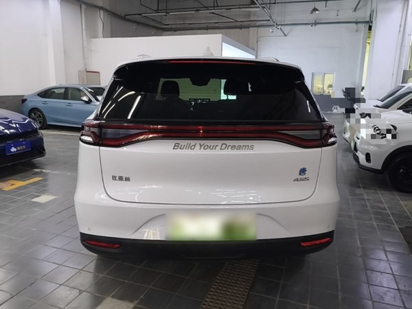 BYD Tang New Energy 2018, 50700 км, за 11910 USD