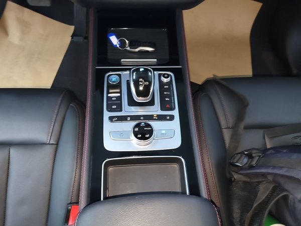 BYD Tang New Energy 2018, 50700 км, за 11910 USD - фото 17
