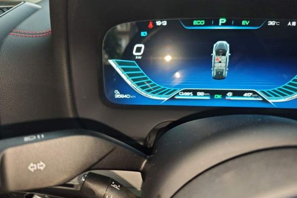 BYD Tang New Energy 2019, 35800 км, за 12709 USD - фото 11