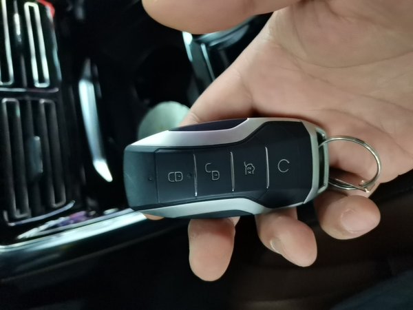 BYD Tang New Energy 2021, 76300 км, за 16041 USD - фото 22