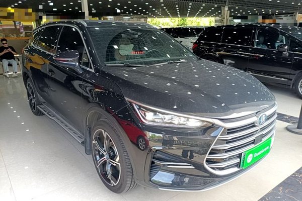 BYD Tang New Energy 2021, 20500 км, за 16161 USD