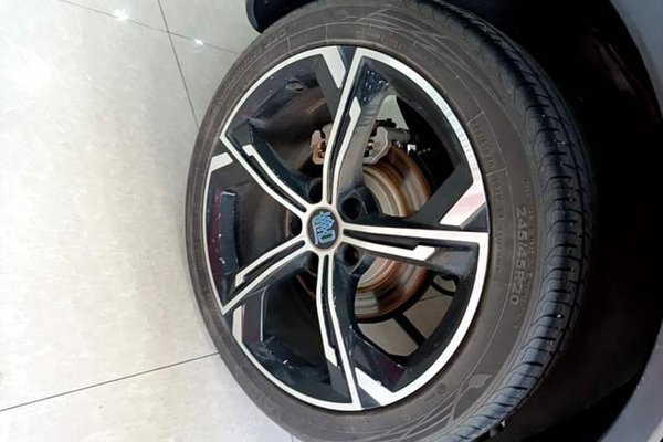 BYD Tang New Energy 2021, 20500 км, за 16161 USD - фото 12