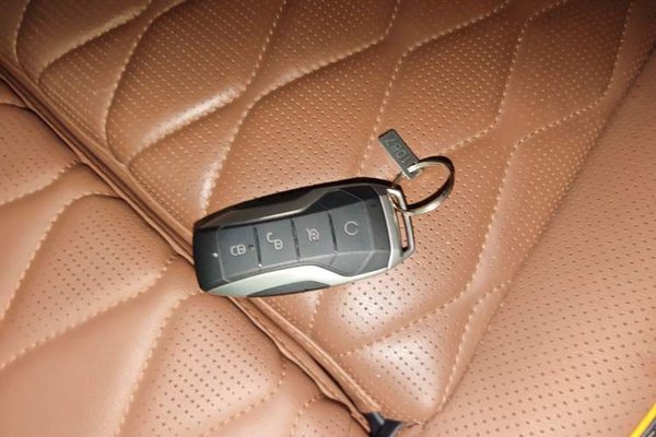 BYD Tang New Energy 2021, 62200 км, за 14864 USD - фото 29