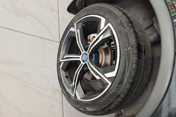 BYD Tang New Energy 2021, 62200 км, за 14864 USD - фото 10
