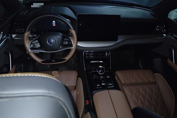 BYD Tang New Energy 2021, 41500 км, за 16708 USD - фото 10