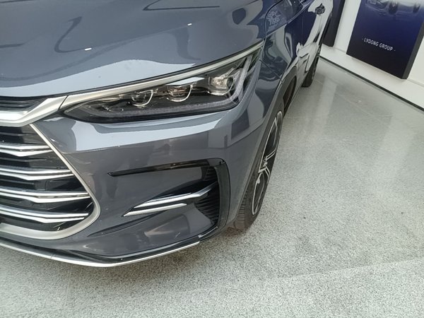 BYD Tang New Energy 2021, 48800 км, за 14380 USD - фото 9