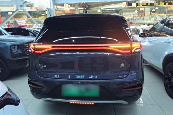 BYD Tang New Energy 2021, 61400 км, за 16602 USD