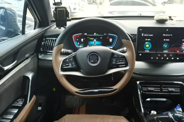 BYD Tang New Energy 2021, 61400 км, за 16602 USD - фото 13