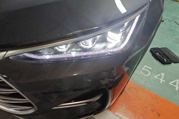 BYD Tang New Energy 2021, 62000 км, за 14366 USD - фото 8