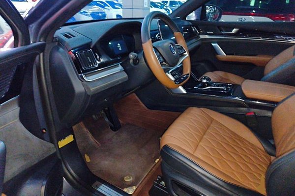 BYD Tang New Energy 2021, 62900 км, за 14976 USD - фото 18