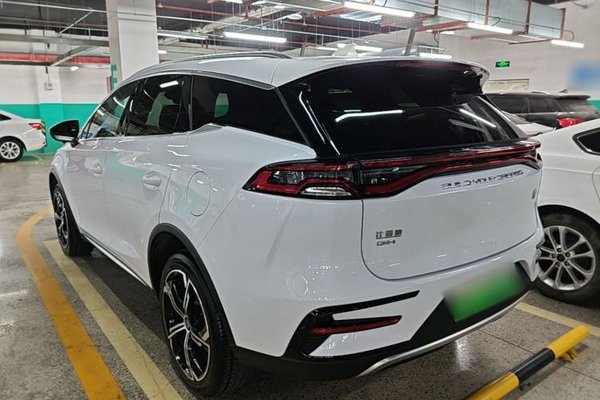 BYD Tang New Energy 2021, 30000 км, за 15190 USD