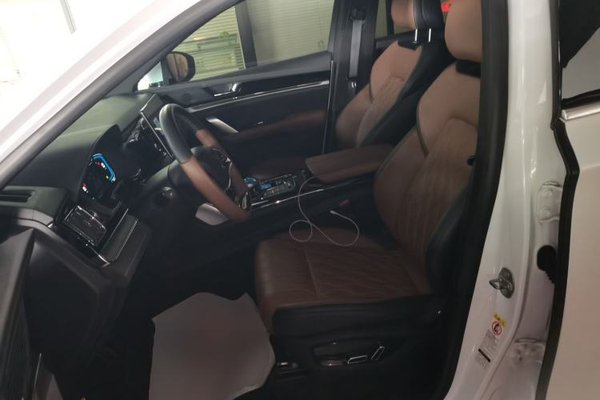 BYD Tang New Energy 2021, 66600 км, за 14800 USD - фото 17