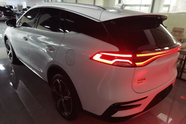 BYD Tang New Energy 2021, 66600 км, за 14800 USD