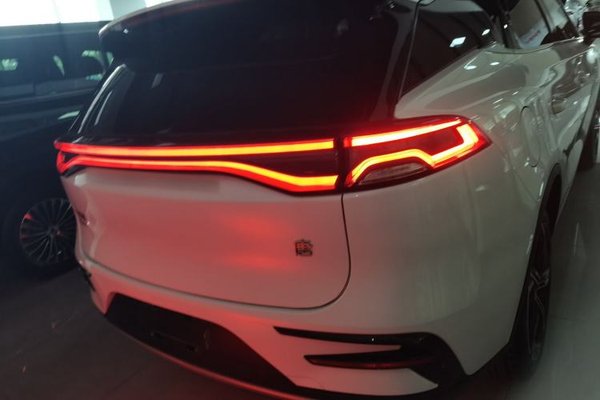 BYD Tang New Energy 2021, 66600 км, за 14800 USD