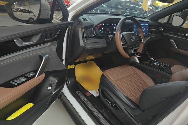 BYD Tang New Energy 2021, 81500 км, за 14940 USD - фото 18