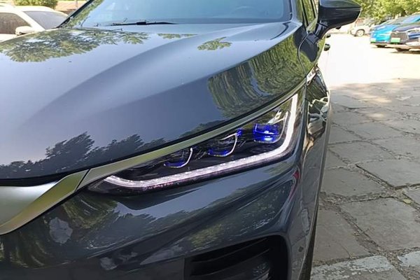 BYD Tang New Energy 2022, 115000 км, за 18485 USD