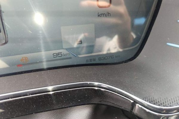 BYD Tang New Energy 2022, 83000 км, за 19294 USD - фото 9