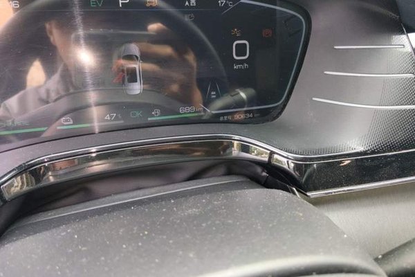 BYD Tang New Energy 2022, 90600 км, за 19308 USD - фото 9