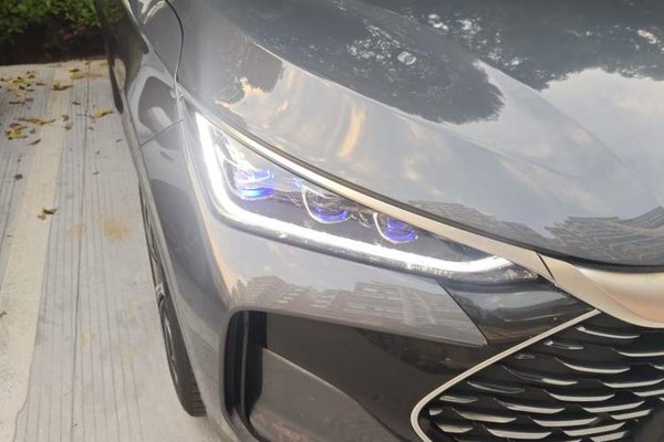 BYD Tang New Energy 2022, 99000 км, за 16240 USD - фото 7