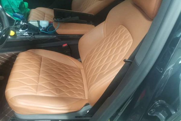 BYD Tang New Energy 2023, 39400 км, за 18397 USD - фото 17