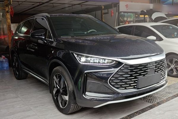 BYD Tang New Energy 2023, 59700 км, за 18235 USD - фото 7