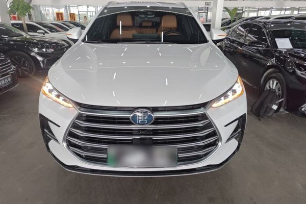 BYD Tang New Energy 2023, 45800 км, за 17507 USD